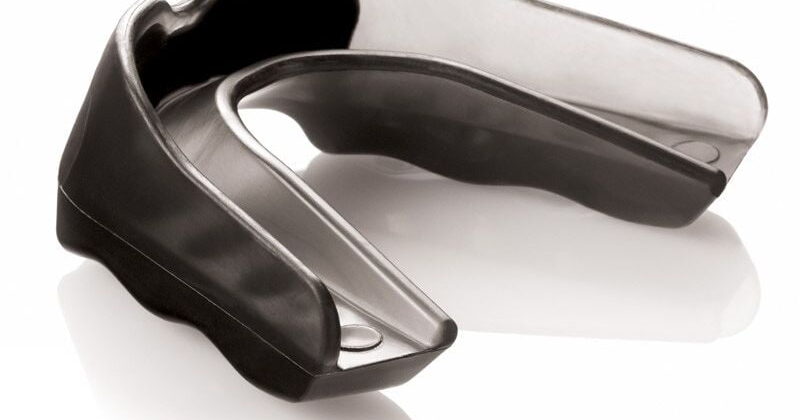 Hockey bitje verplicht